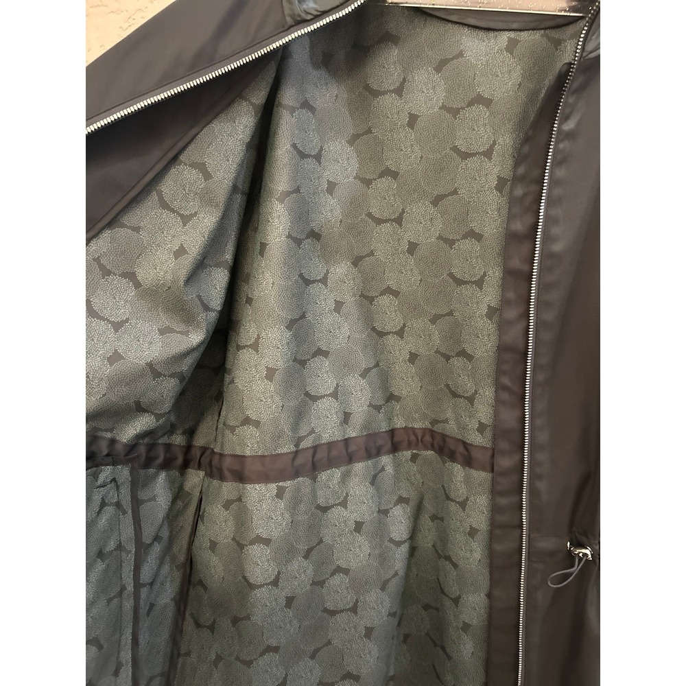 Bernardo black womens hooded jacket features a front zipper closure size 1X - Picture 3 of 4